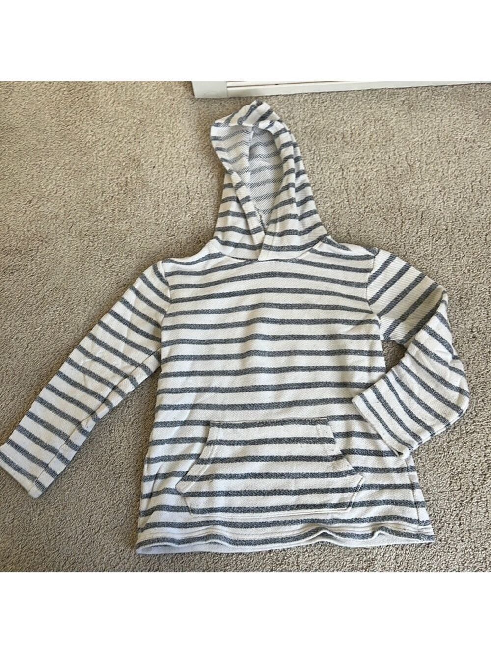 Old Navy kids textured beach sweatshirt. Blue and white stripe. Size L(10-12)